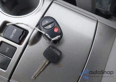 2013 Toyota Highlander Base V6 from USA, damaged, VIN 5TDZK3EH6DS105968